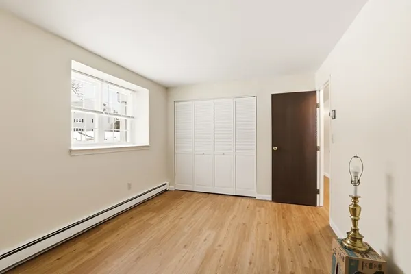 $225,000 | 8 Chapel Hill Drive, Unit 2, Plymouth, MA 02360