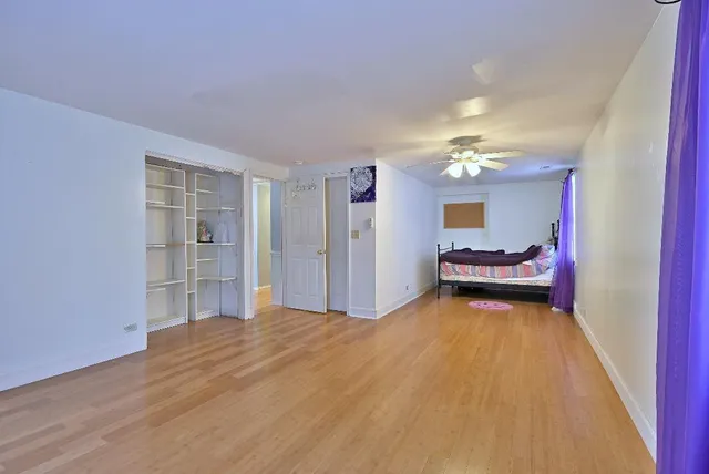 a view of livingroom with hardwood