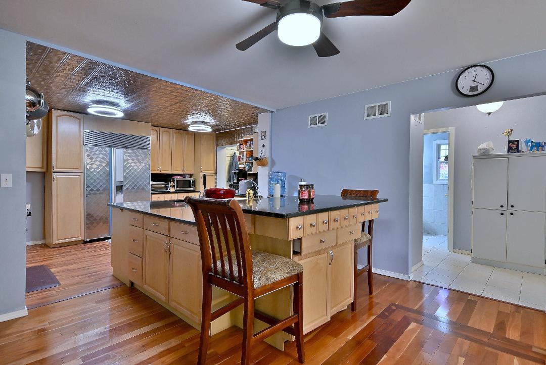 446 Stratford Avenue Elmhurst, IL 60126 - Photo 8 of 25