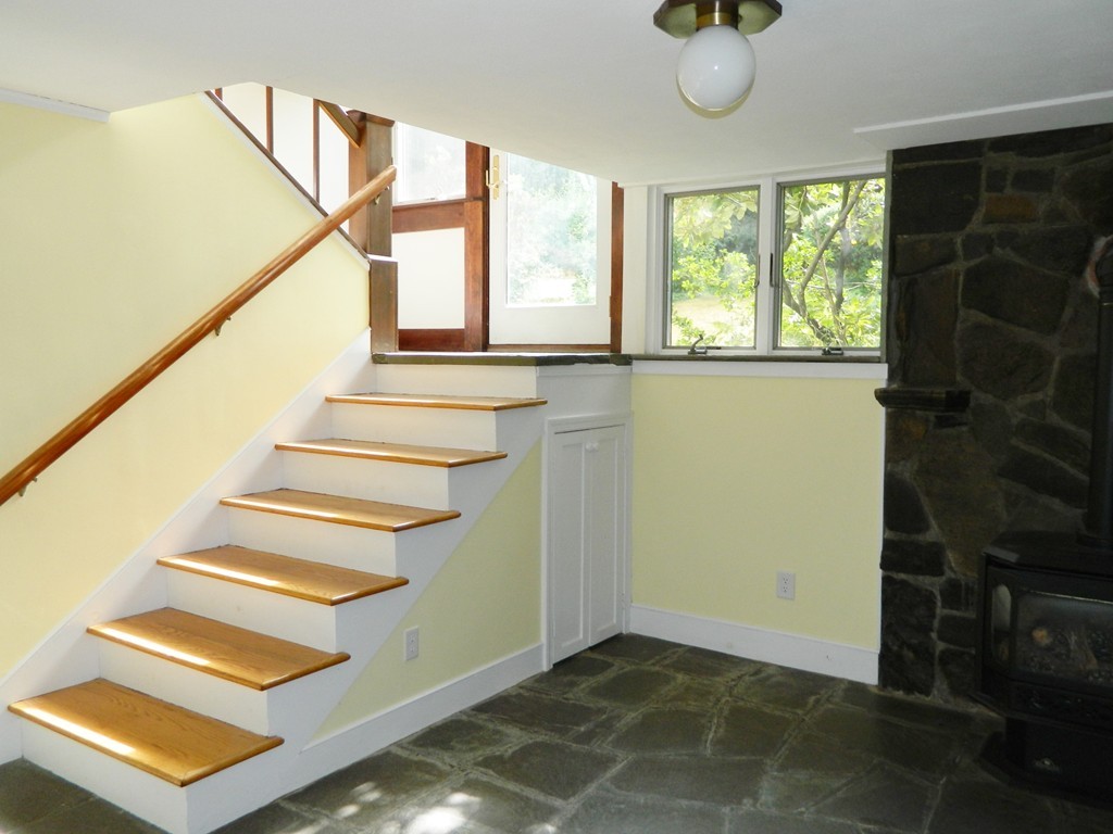 155 Gray Street Amherst, MA 01002 - Photo 12 of 30 Gallery Image 12