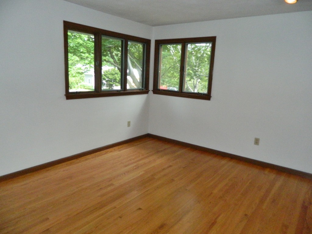155 Gray Street Amherst, MA 01002 - Photo 17 of 30 Gallery Image 17