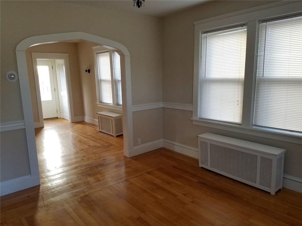 91 Calaman Road Cranston, RI 02910 - Photo 9 of 11