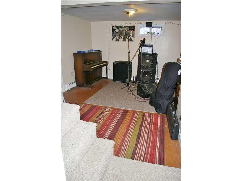 41 Racine Avenue Portland, ME 04103 - Photo 18 of 30 Den/Family/Great Room.
