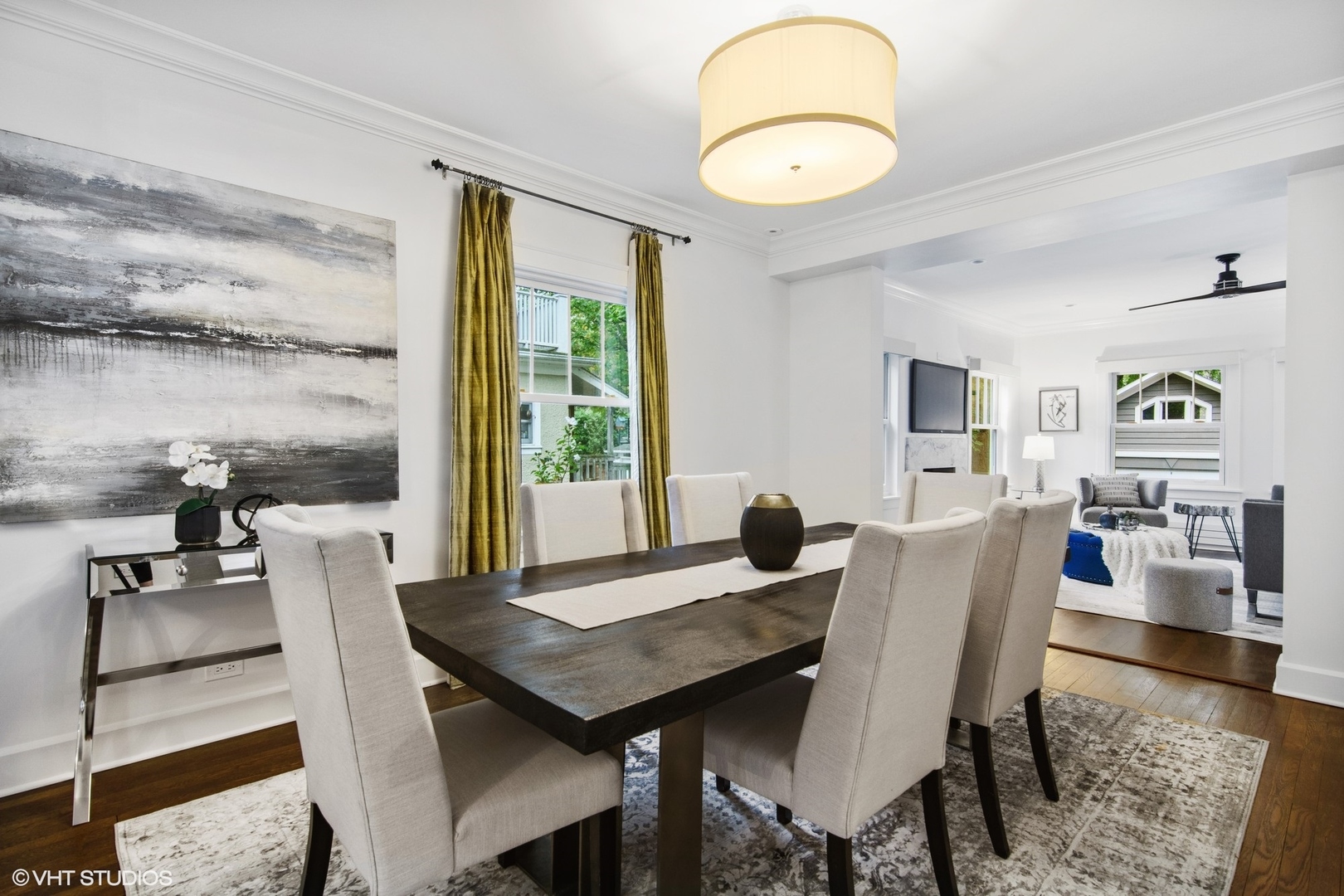 628 Abbotsford Road Kenilworth, IL 60043 - Photo 11 of 48 a view of a dining room with furniture window and wooden floor