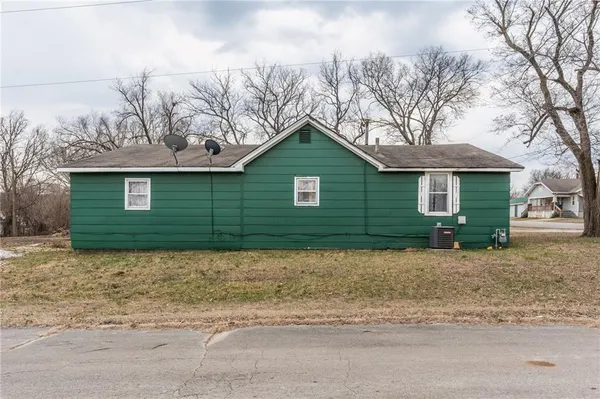 $58,500 | 23 North Washington Street, Fort Scott, KS 66701
