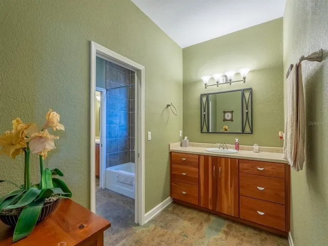 $685,000 | 25212 East Highway 316, Salt Springs, FL 32134