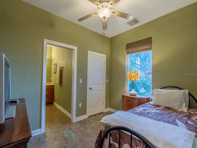 $685,000 | 25212 East Highway 316, Salt Springs, FL 32134