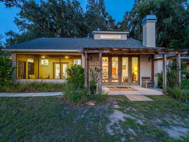 $685,000 | 25212 East Highway 316, Salt Springs, FL 32134