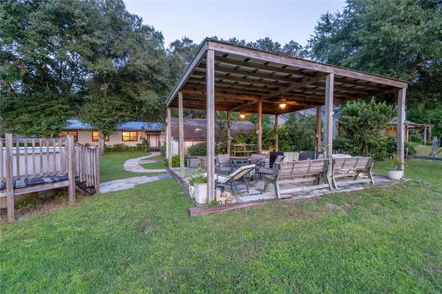 $685,000 | 25212 East Highway 316, Salt Springs, FL 32134