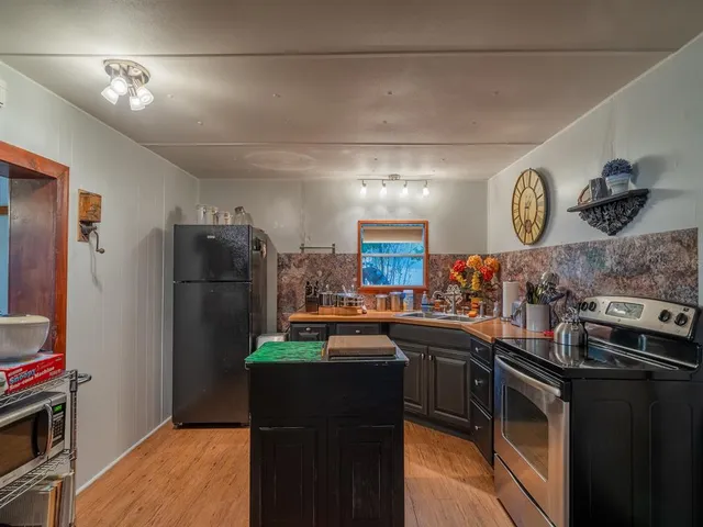 $685,000 | 25212 East Highway 316, Salt Springs, FL 32134