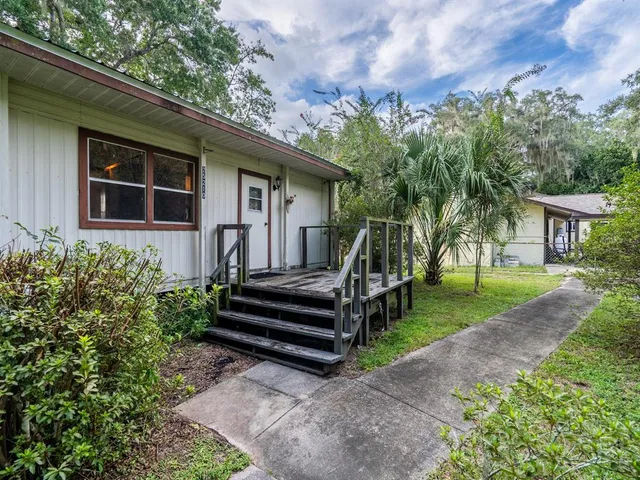 $685,000 | 25212 East Highway 316, Salt Springs, FL 32134