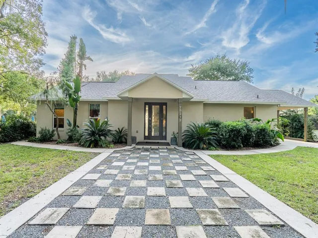 $685,000 | 25212 East Highway 316, Salt Springs, FL 32134