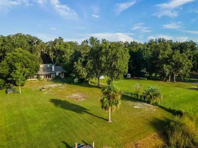 $685,000 | 25212 East Highway 316, Salt Springs, FL 32134