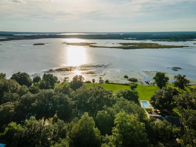 $685,000 | 25212 East Highway 316, Salt Springs, FL 32134