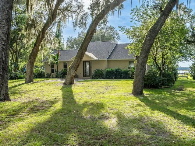 $685,000 | 25212 East Highway 316, Salt Springs, FL 32134