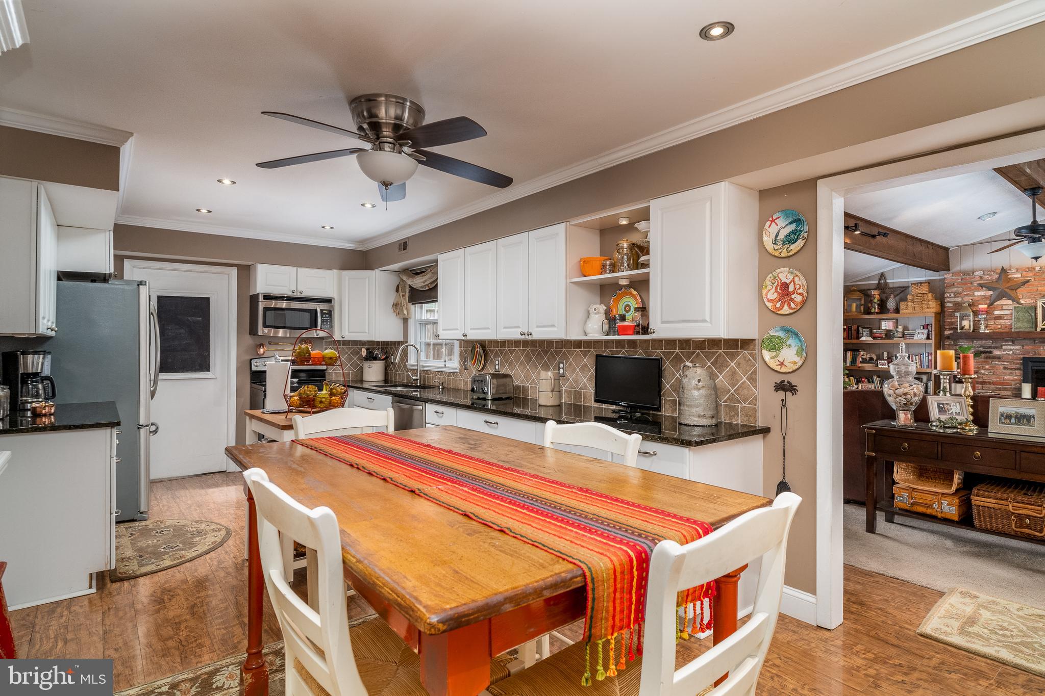 4911 Ridgeview Lane Bowie, MD 20715 - Photo 11 of 35 Kitchen Area