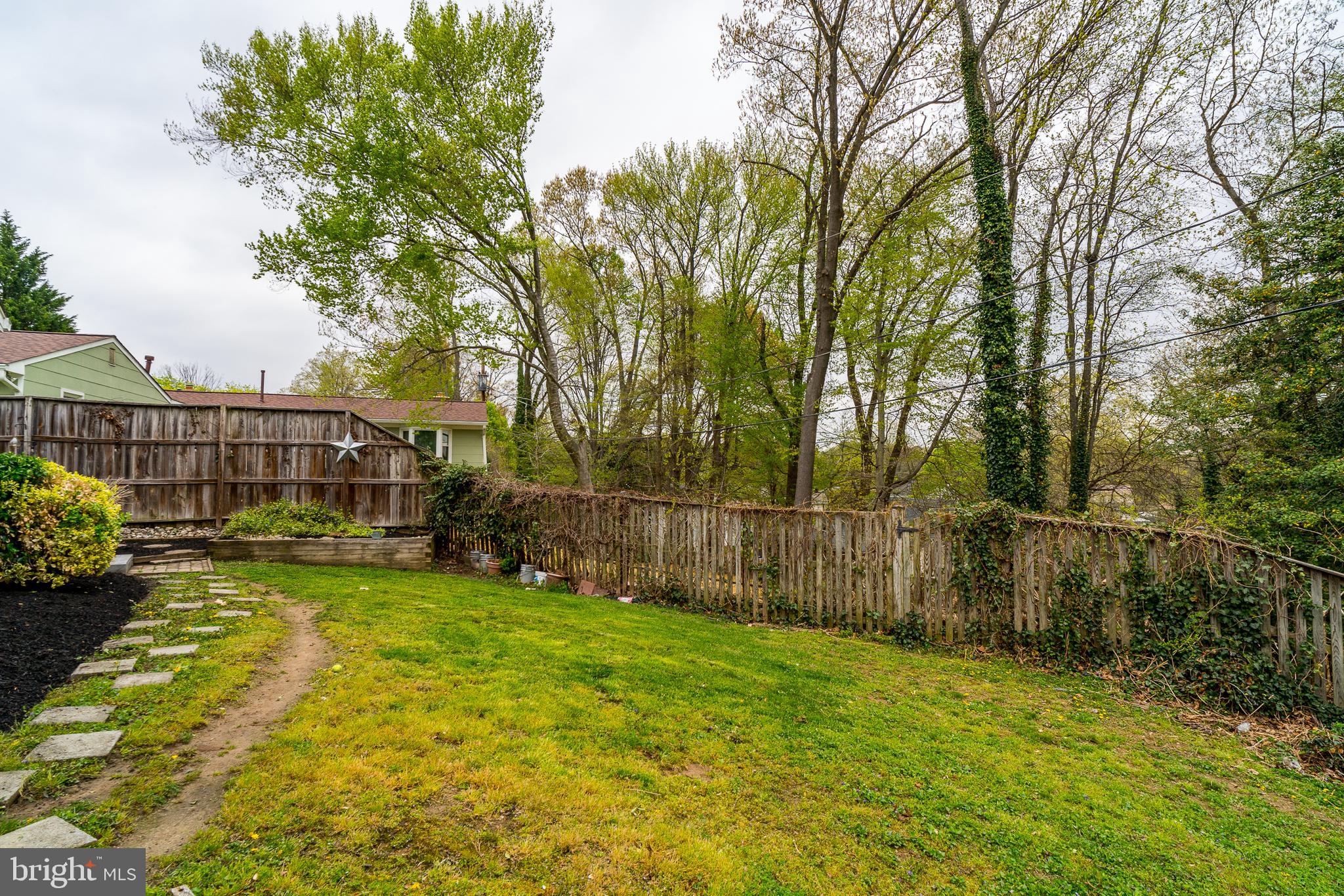 4911 Ridgeview Lane Bowie, MD 20715 - Photo 32 of 35 Back Yard