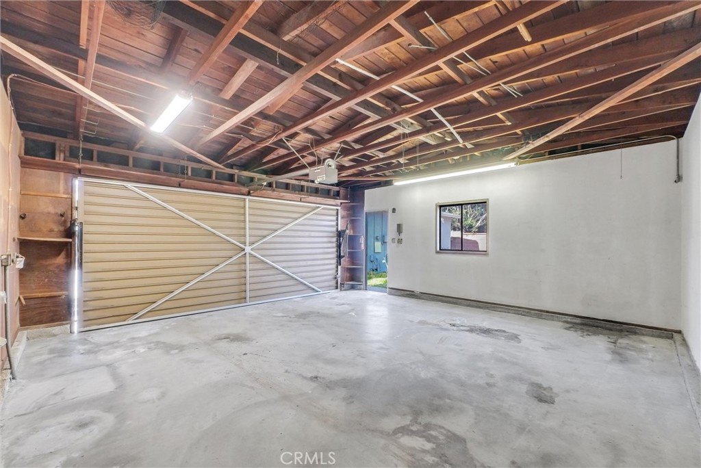 2680 Chatwin Avenue Long Beach, CA 90815 - Photo 26 of 33