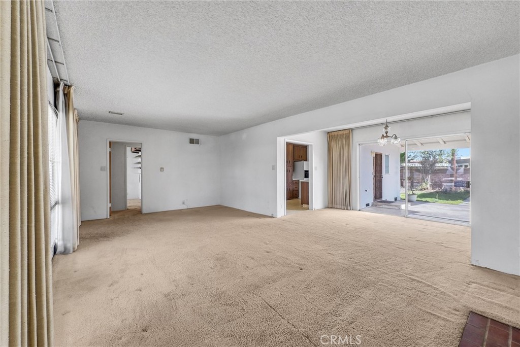 2680 Chatwin Avenue Long Beach, CA 90815 - Photo 6 of 33 a view of an empty room with a window