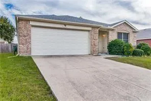 $2,200 | 2320 Breanna Way, Little Elm, TX 75068