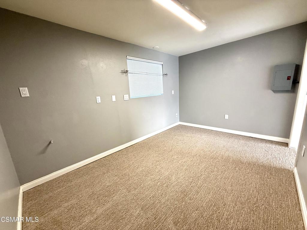 3446 Travis Avenue Simi Valley, CA 93063 - Photo 31 of 36