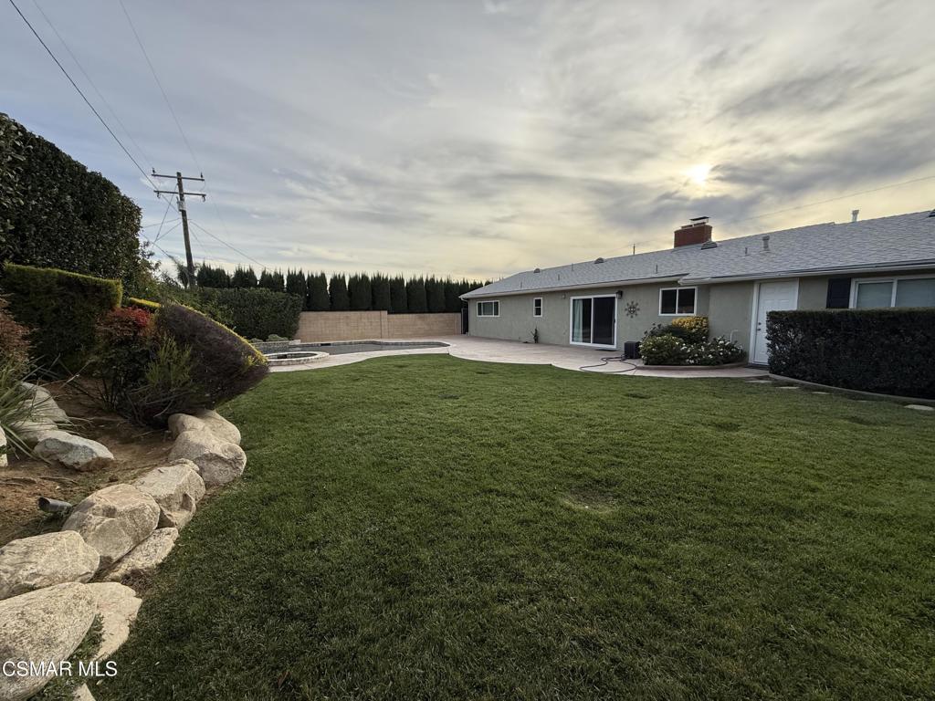 3446 Travis Avenue Simi Valley, CA 93063 - Photo 4 of 36