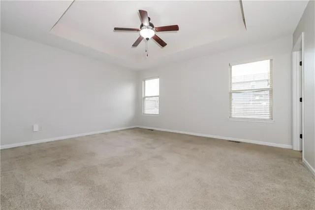 $2,350 | 427 Sunflower Drive, Raymore, MO 64083