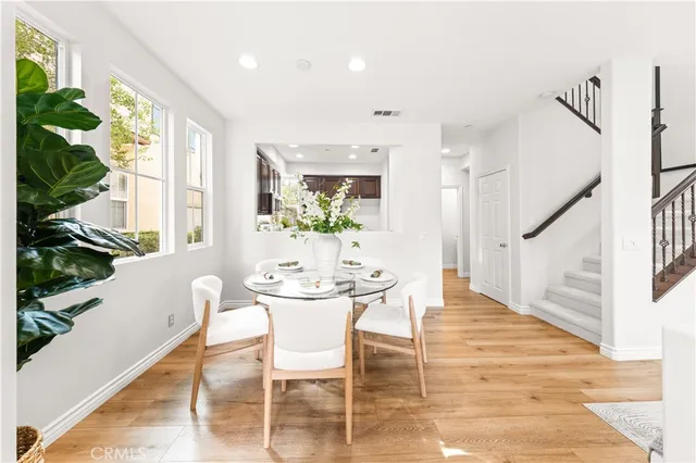 $1,198,000 | 74 Trailing Vine, Irvine, CA 92602