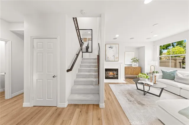 $1,198,000 | 74 Trailing Vine, Irvine, CA 92602