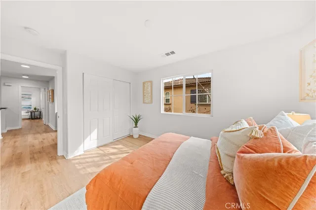 $1,198,000 | 74 Trailing Vine, Irvine, CA 92602