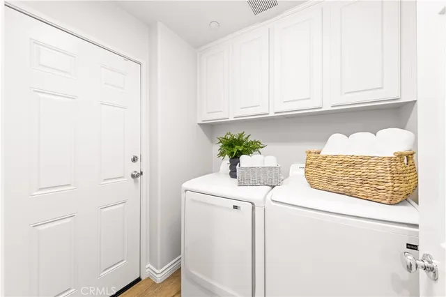 $1,198,000 | 74 Trailing Vine, Irvine, CA 92602