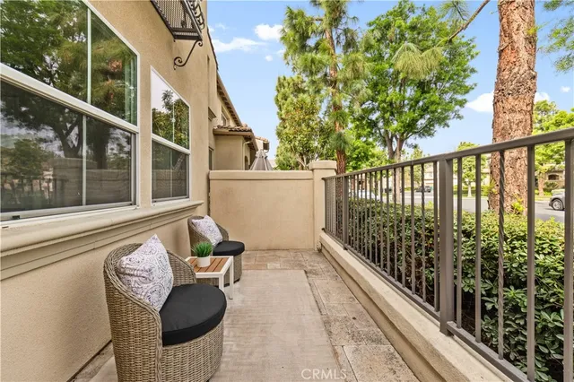$1,198,000 | 74 Trailing Vine, Irvine, CA 92602