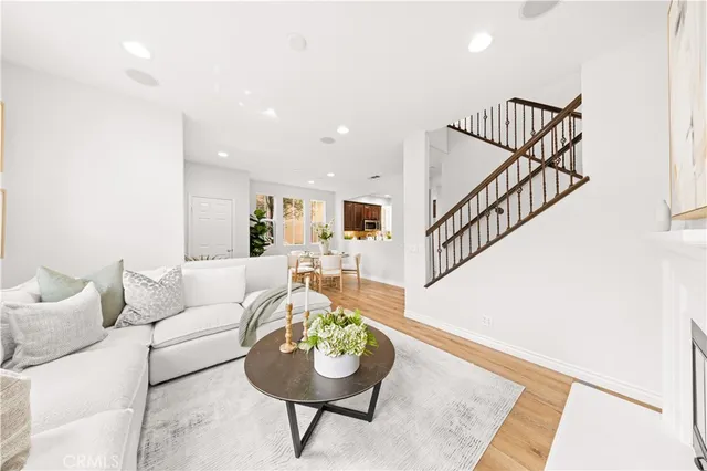 $1,198,000 | 74 Trailing Vine, Irvine, CA 92602