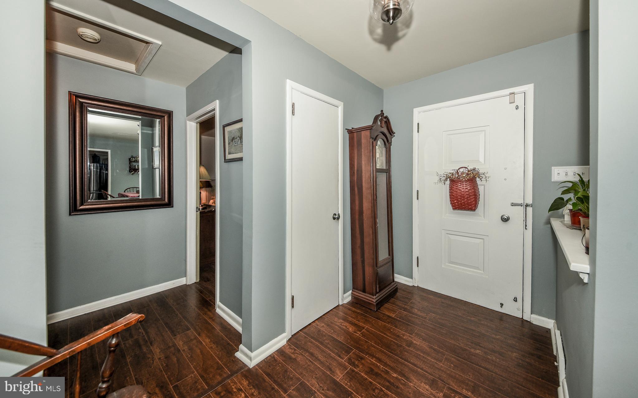 1740 Old Welsh Road Huntingdon Valley, PA 19006 - Photo 4 of 46 Foyer