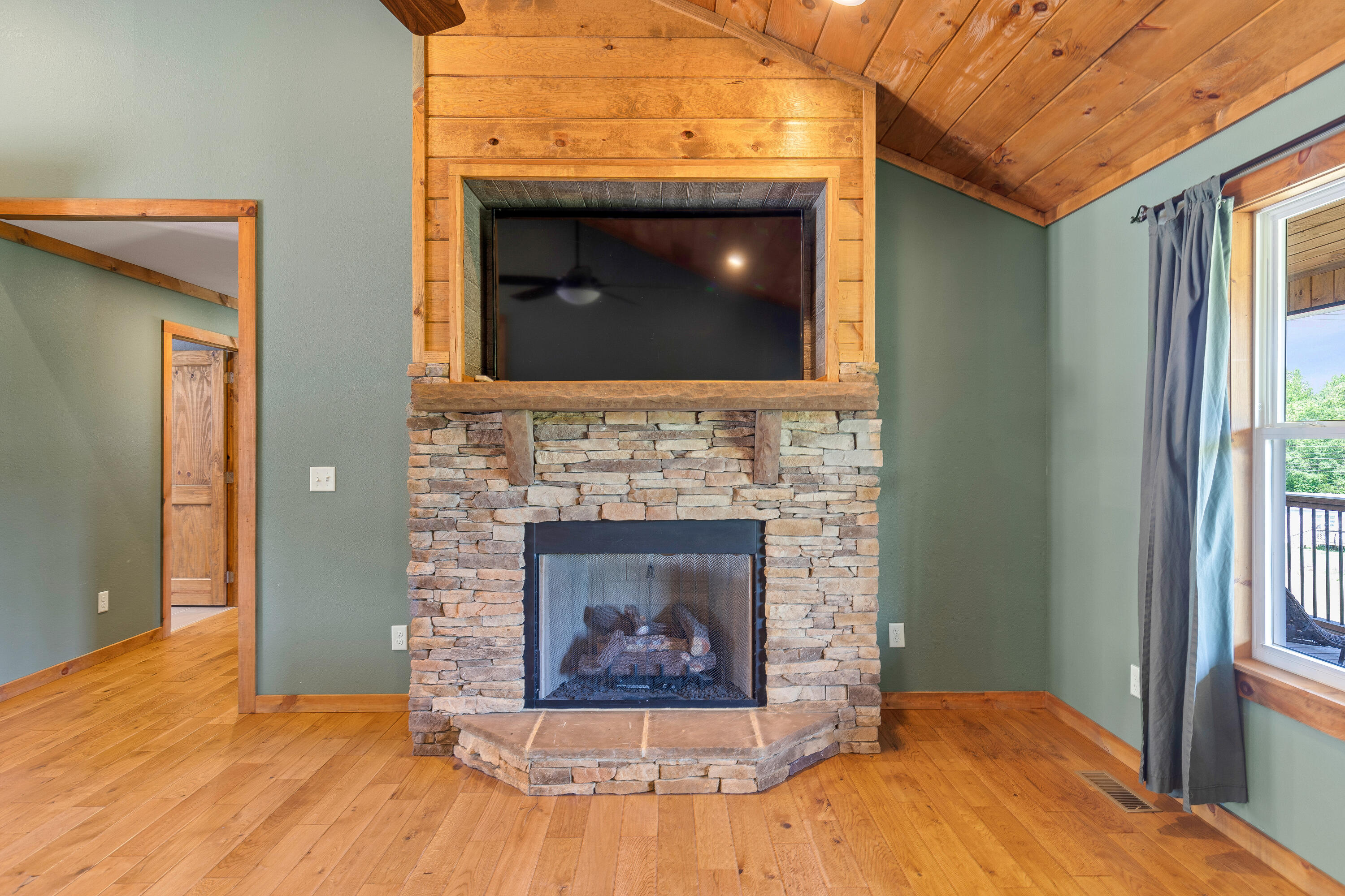1831 West Valley Road Whitwell, TN 37397 - Photo 10 of 35 Whitwell-21