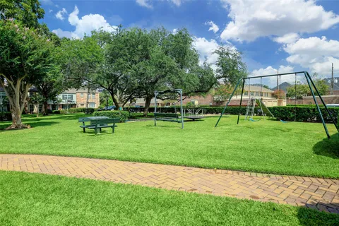$352,000 | 5842 Doliver Drive, Unit 47, Houston, TX 77057