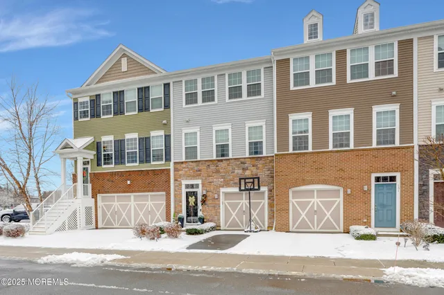 $589,900 | 153 Waypoint Drive, Eatontown, NJ 07724