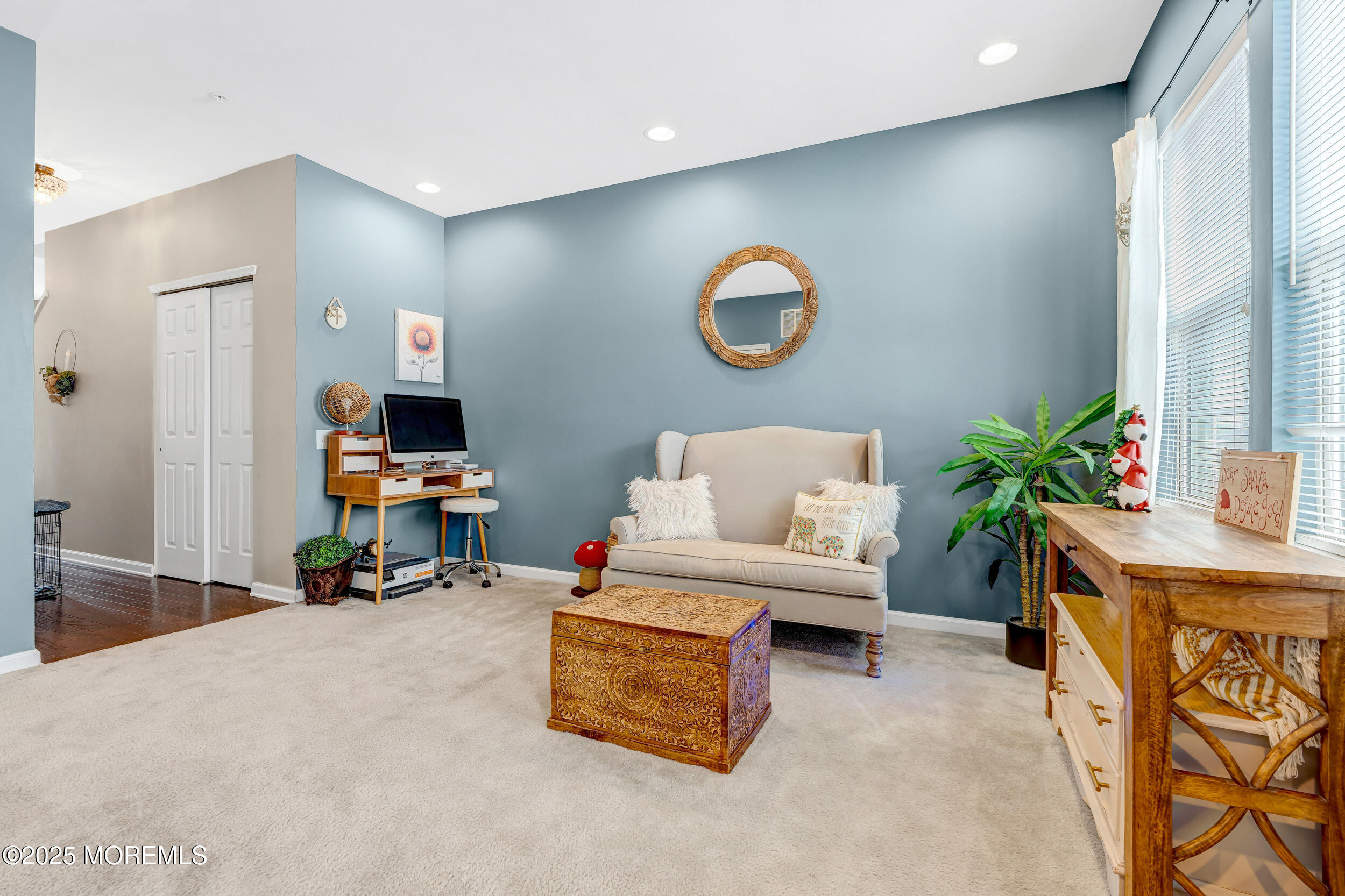 153 Waypoint Drive Eatontown, NJ 07724 - Photo 8 of 43 010