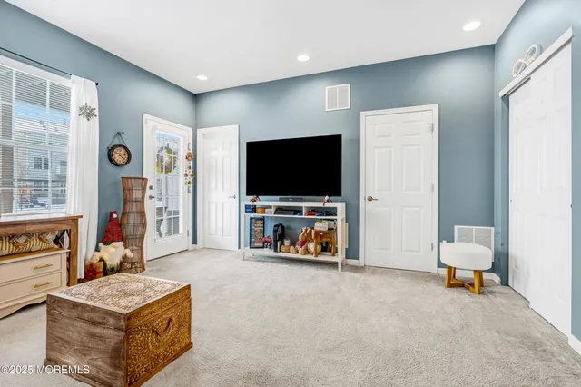 $589,900 | 153 Waypoint Drive, Eatontown, NJ 07724