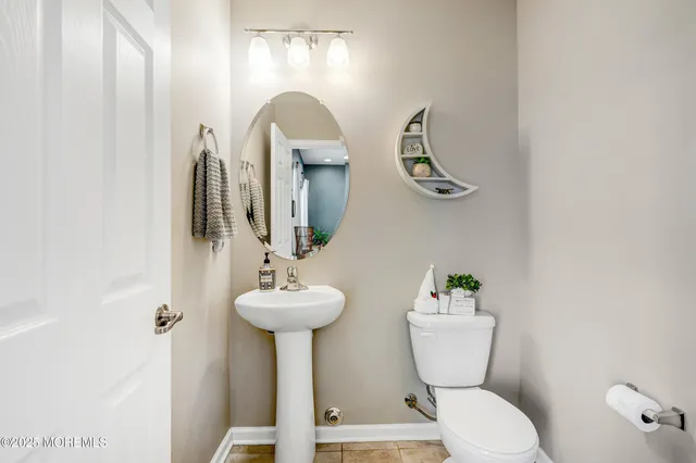 $589,900 | 153 Waypoint Drive, Eatontown, NJ 07724