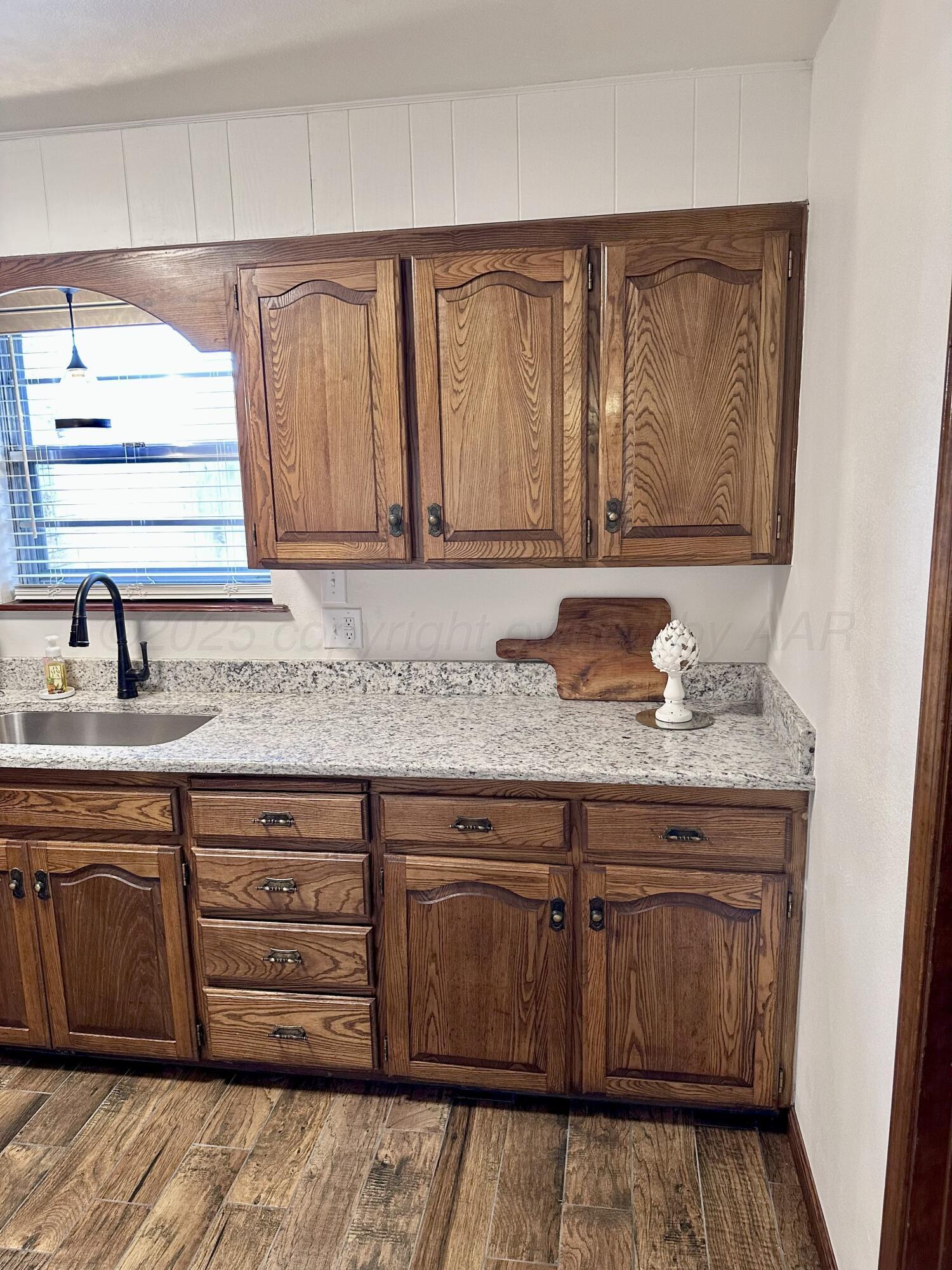 8205 Laredo Trail Amarillo, TX 79110 - Photo 29 of 120 IMG_E4618