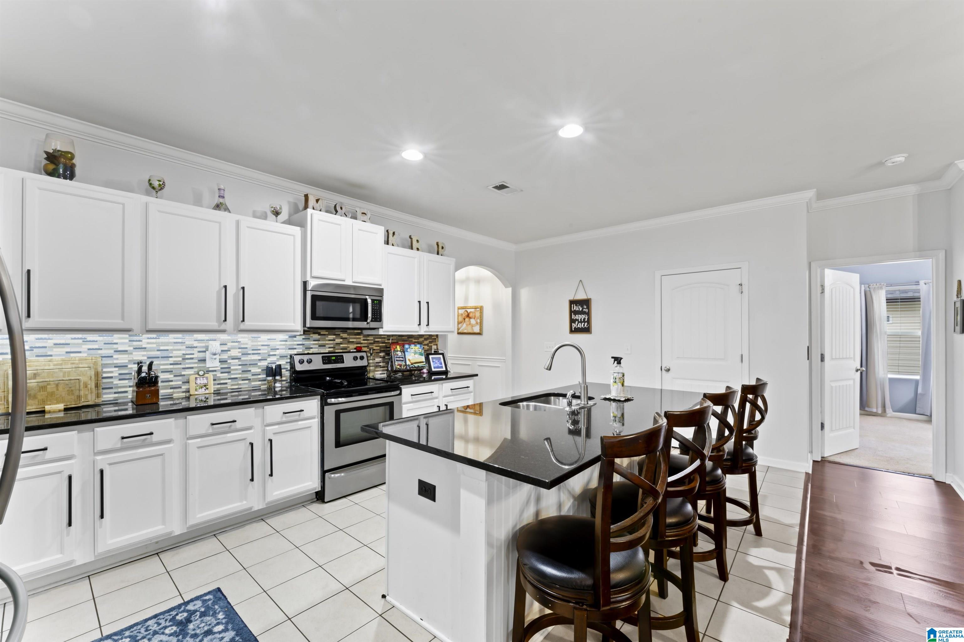 1047 Seminole Place Calera, AL 35040 - Photo 7 of 51