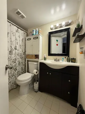 $2,350 | 8891 Wiles Road, Unit 308, Coral Springs, FL 33067