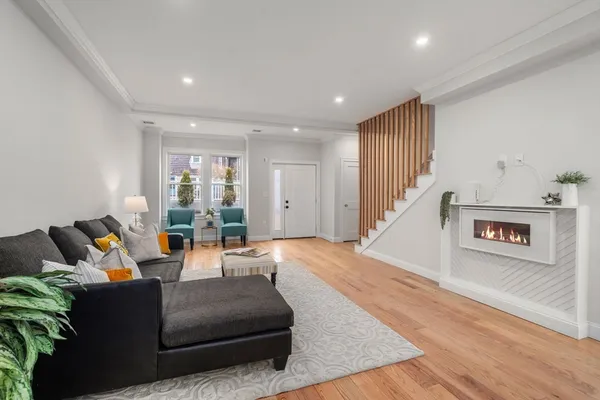 $1,499,900 | 54 Indiana Terrace, Unit 54, Newton, MA 02464