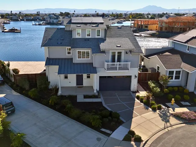 $1,749,000 | 290-290 Waterside Place, Bethel Island, CA 94511