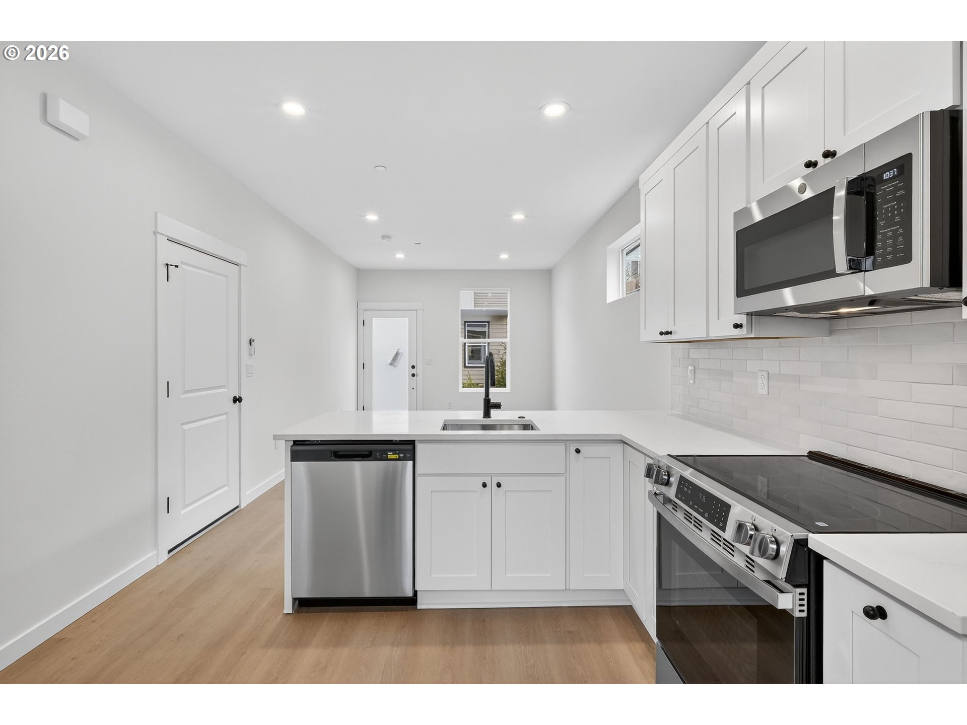 4051 Southwest McKinley Street, Unit 38 Gresham, OR 97080 - Photo 12 of 42