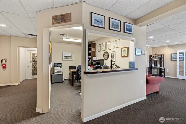 $3,500 | 746 Northeast Midway Boulevard, Oak Harbor, WA 98277