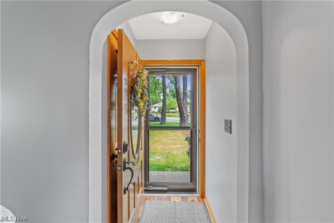 22791 Mastick Road Cleveland, OH 44126 - Photo 4 of 35 Front Door