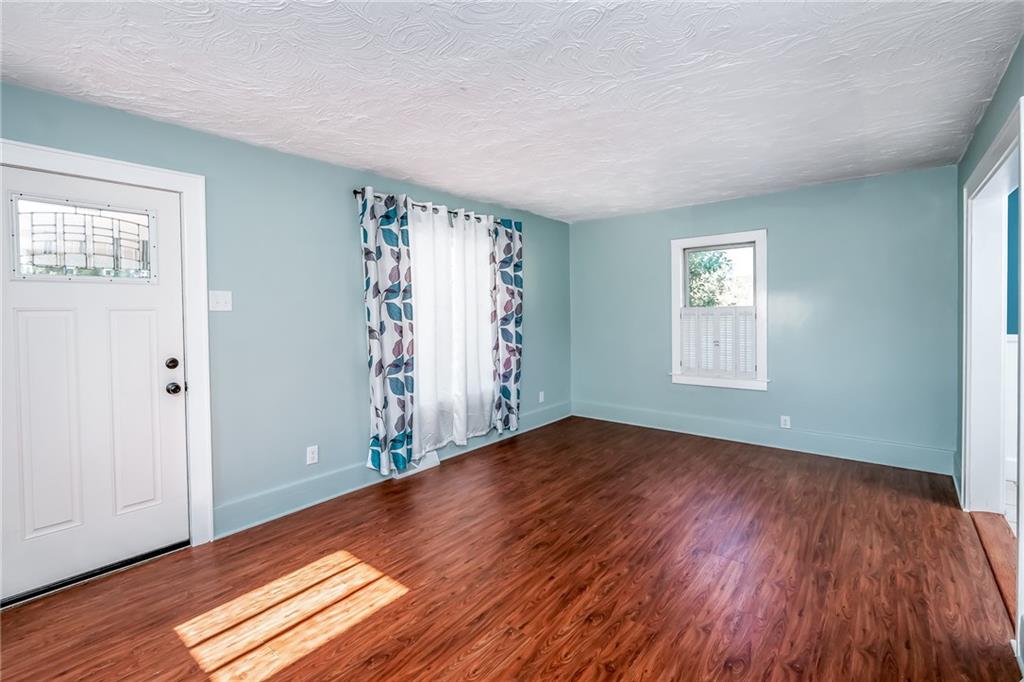 1375 Locust Street Indiana, PA 15701 - Photo 6 of 32