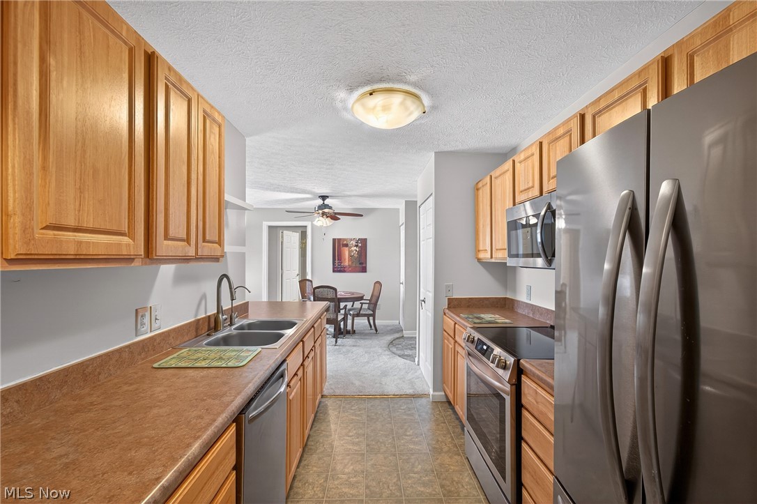 4703 Hills And Dales Road Northwest Canton, OH 44708 - Photo 8 of 25 tons of counter space